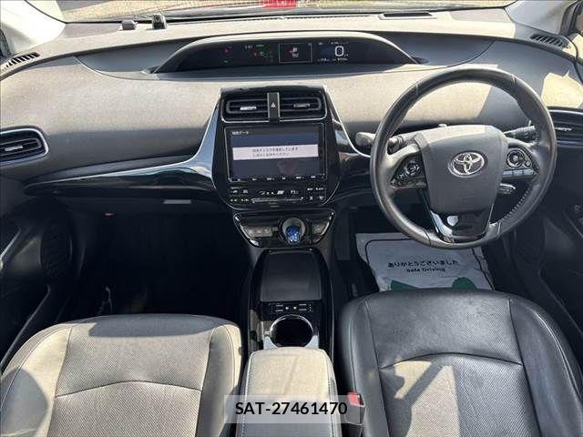 Toyota PRIUS 2019-05 8101268-2