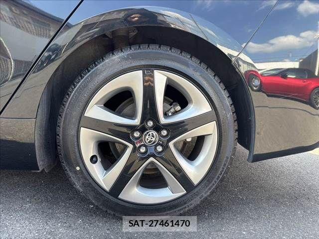 Toyota PRIUS 2019-05 8101268-29