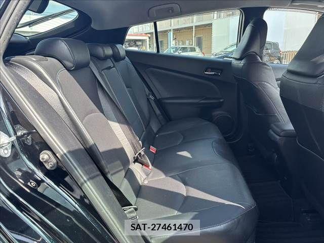 Toyota PRIUS 2019-05 8101268-7