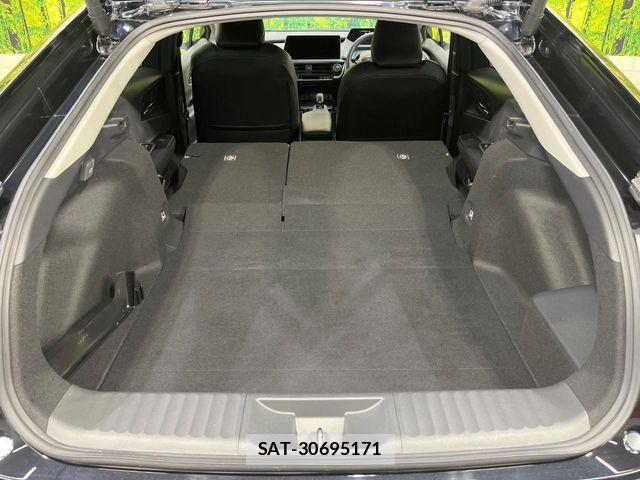 Toyota PRIUS 2023-06 8101247-9