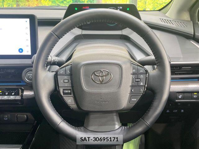 Toyota PRIUS 2023-06 8101247-10