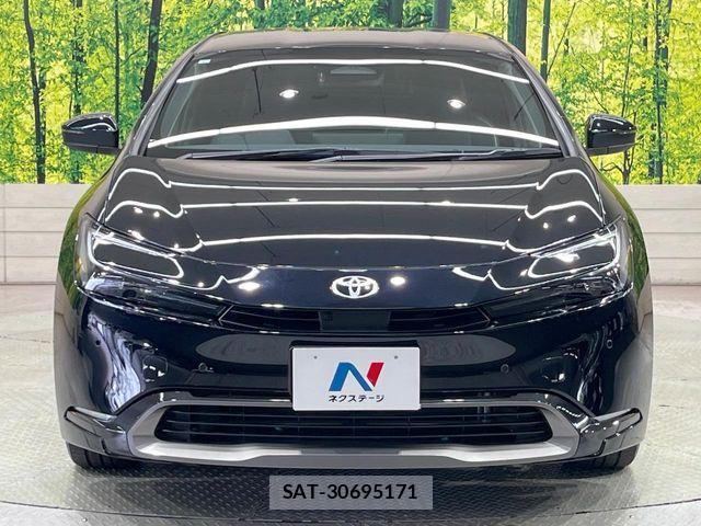 Toyota PRIUS 2023-06 8101247-13