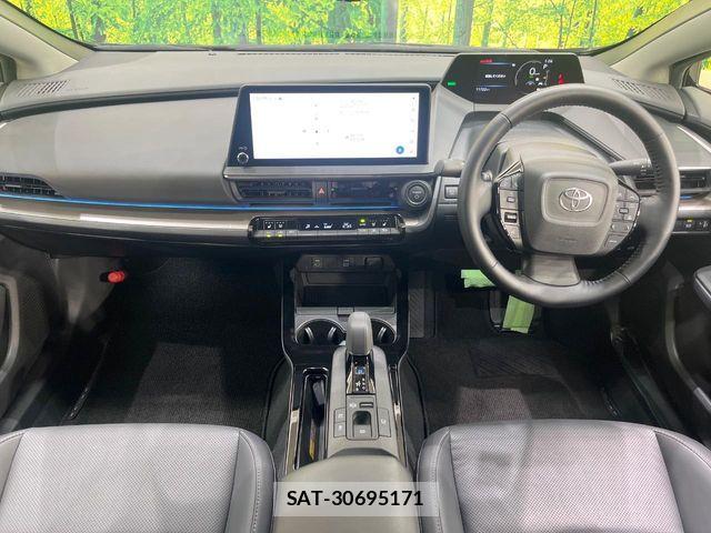 Toyota PRIUS 2023-06 8101247-1