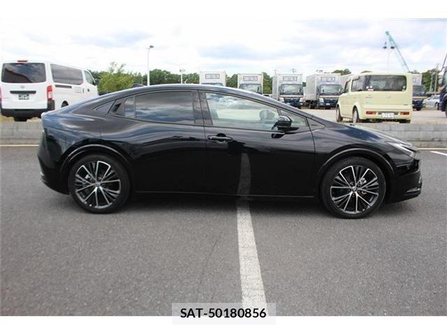 Toyota PRIUS 2023-11 8101250-14