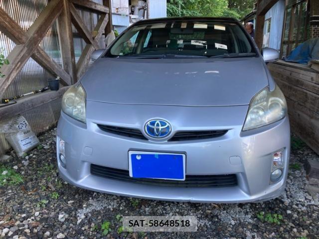 Toyota PRIUS 2010-03 8101334-0