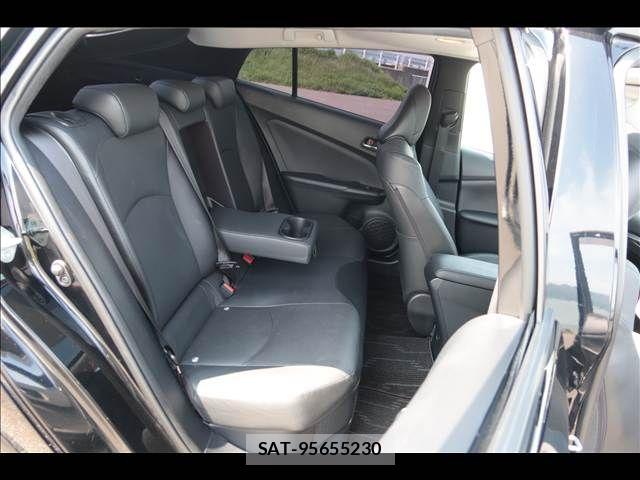 Toyota PRIUS 2016-12 8101273-12