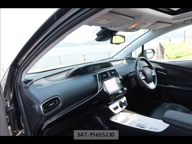 Toyota PRIUS 2016-12 8101273-13