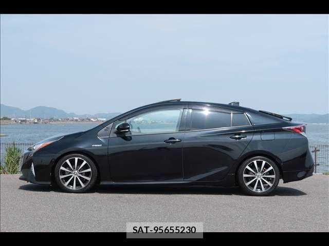 Toyota PRIUS 2016-12 8101273-2