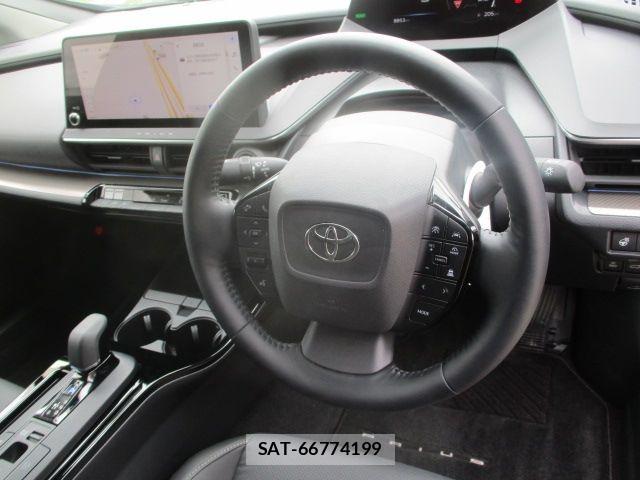 Toyota PRIUS 2025-01 8101238-19