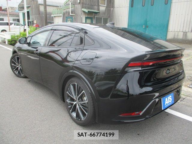 Toyota PRIUS 2025-01 8101238-2