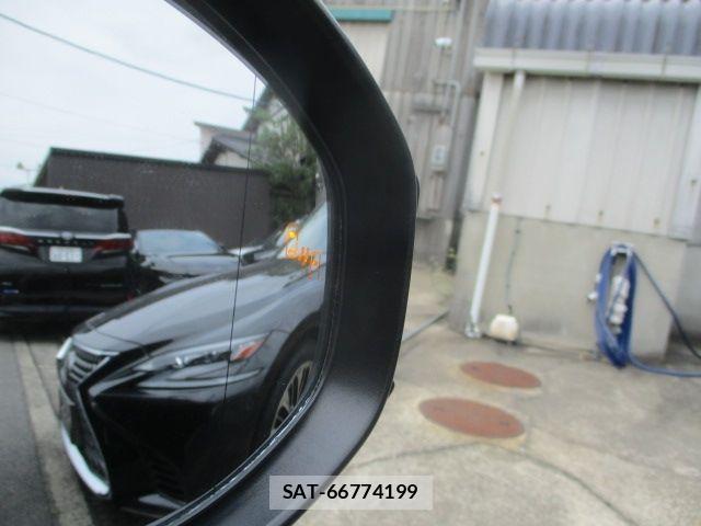 Toyota PRIUS 2025-01 8101238-29