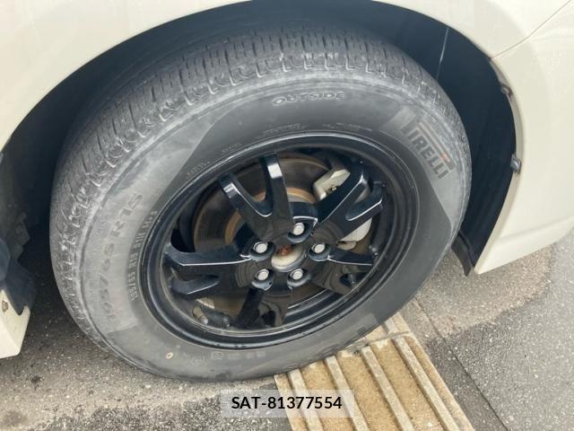 Toyota PRIUS 2013-12 8101329-9