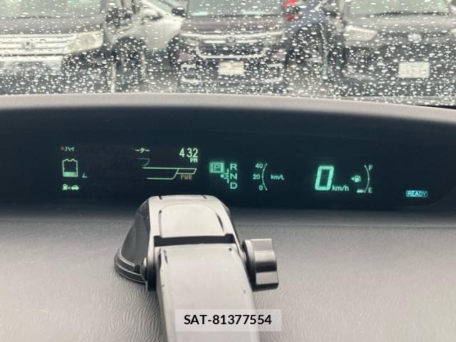 Toyota PRIUS 2013-12 8101329-18