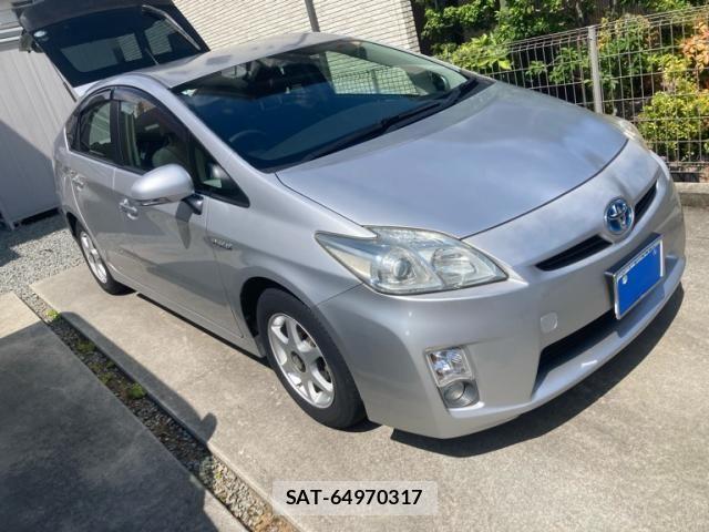 Toyota PRIUS 2010-07 8101330-0