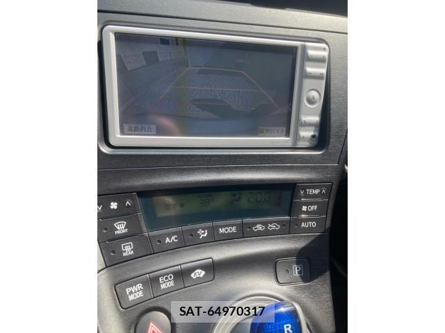 Toyota PRIUS 2010-07 8101330-18