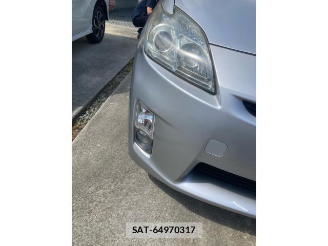 Toyota PRIUS 2010-07 8101330-3