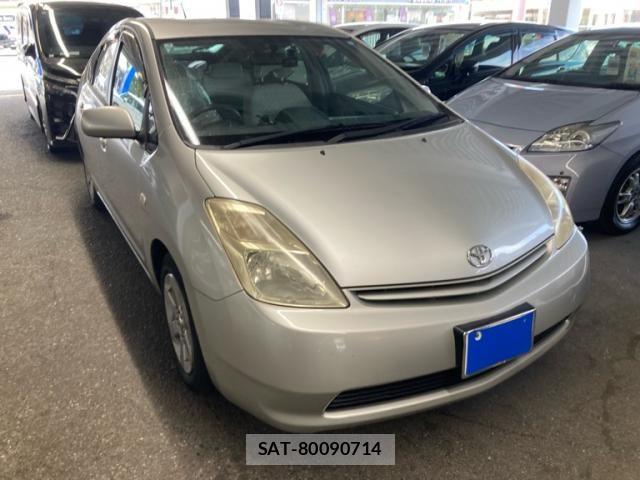 Toyota PRIUS 2005-01 8101327-1