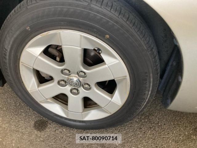 Toyota PRIUS 2005-01 8101327-8