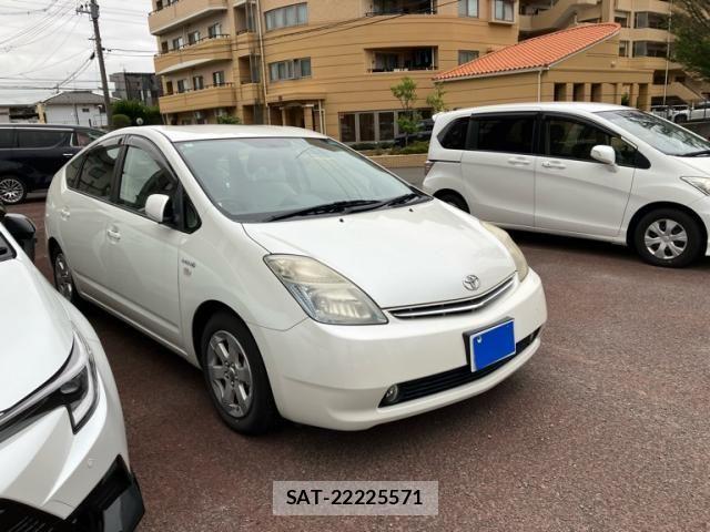 Toyota PRIUS 2008-04 8101310-2