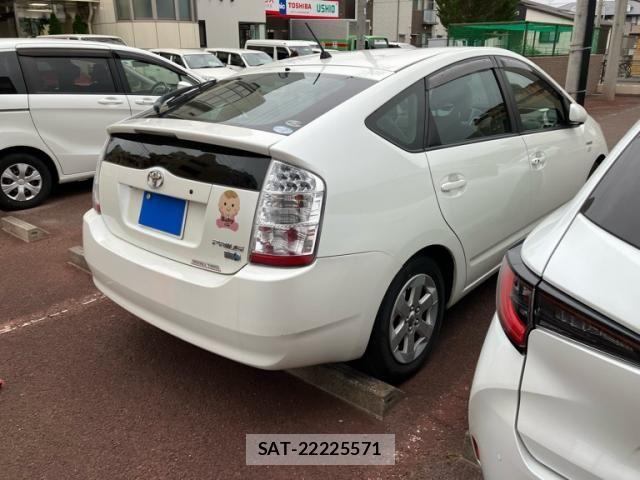 Toyota PRIUS 2008-04 8101310-4