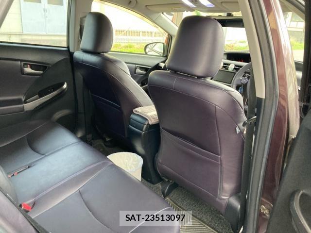 Toyota PRIUS 2013-03 8101346-15