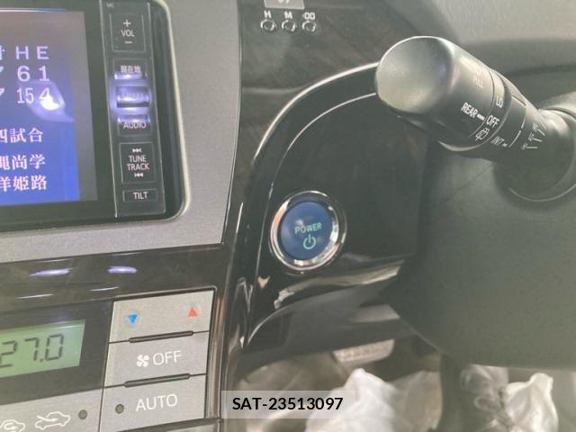 Toyota PRIUS 2013-03 8101346-22