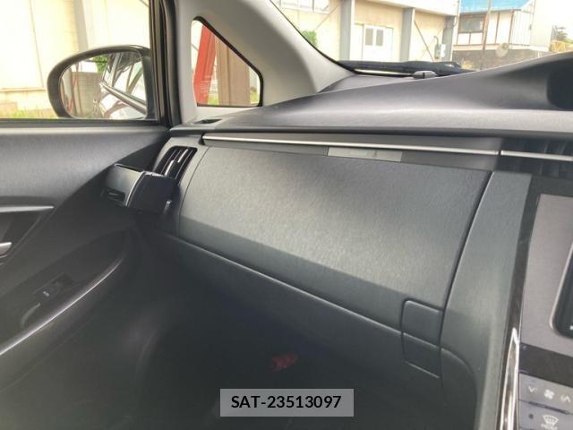 Toyota PRIUS 2013-03 8101346-24