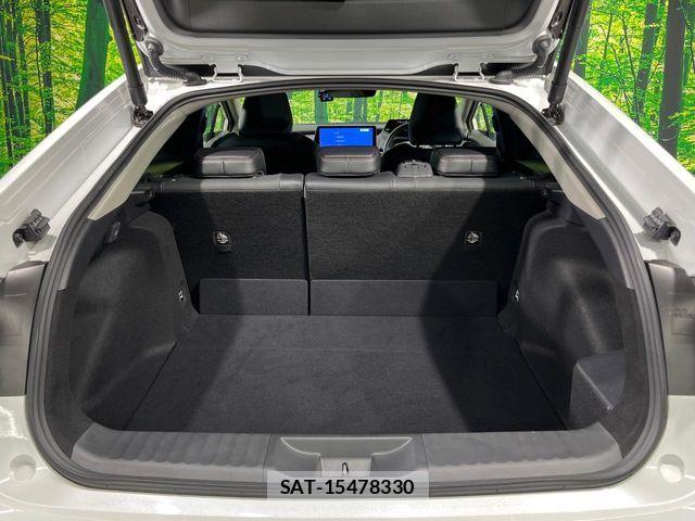 Toyota PRIUS 2023-12 8101237-9
