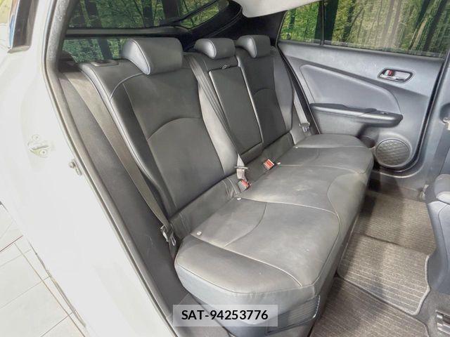 Toyota PRIUS 2017-07 8101280-8