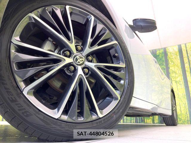 Toyota PRIUS 2024-01 8131918-12