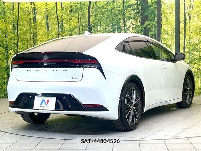 Toyota PRIUS 2024-01 8131918-16