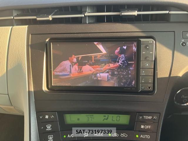 Toyota PRIUS 2010-07 8131971-17
