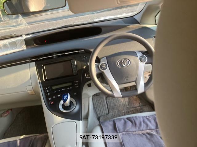 Toyota PRIUS 2010-07 8131971-8