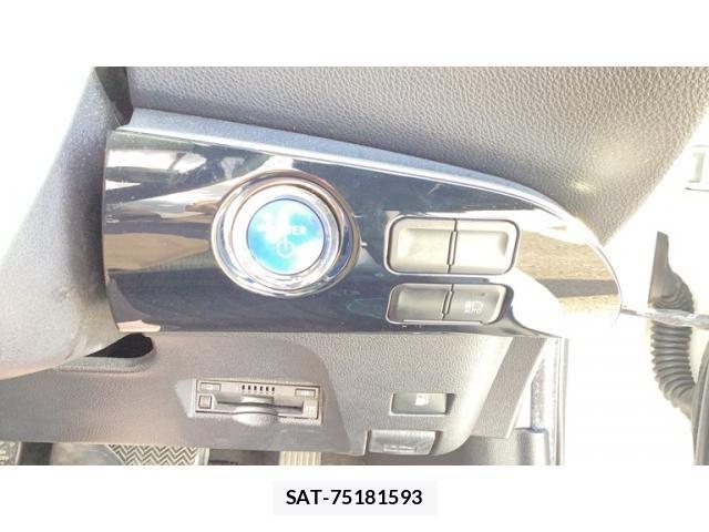 Toyota PRIUS 2018-12 8131937-5