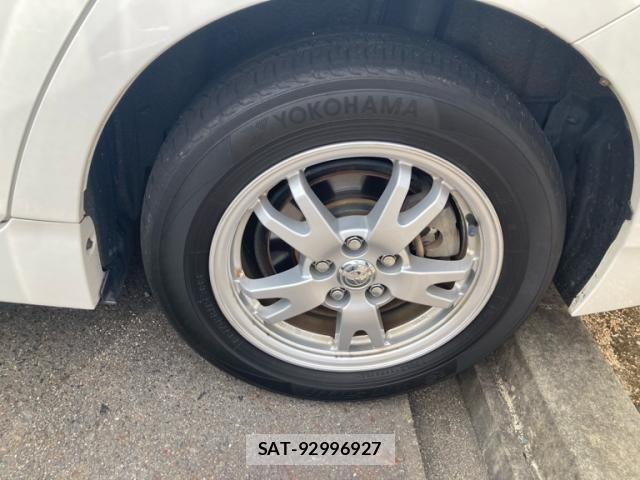 Toyota PRIUS 2011-09 8131972-8