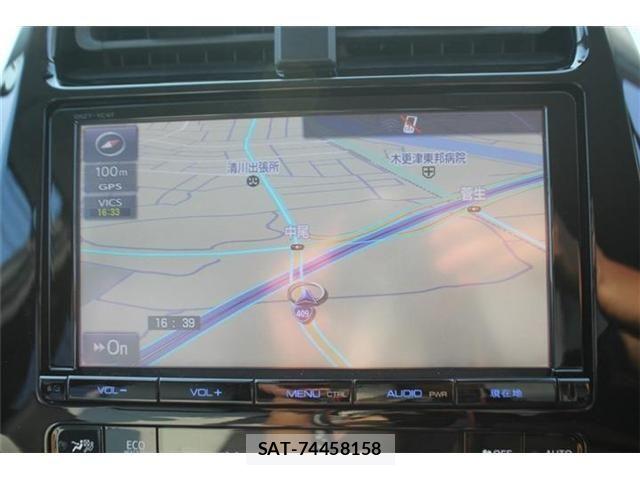 Toyota PRIUS 2016-06 8131936-2