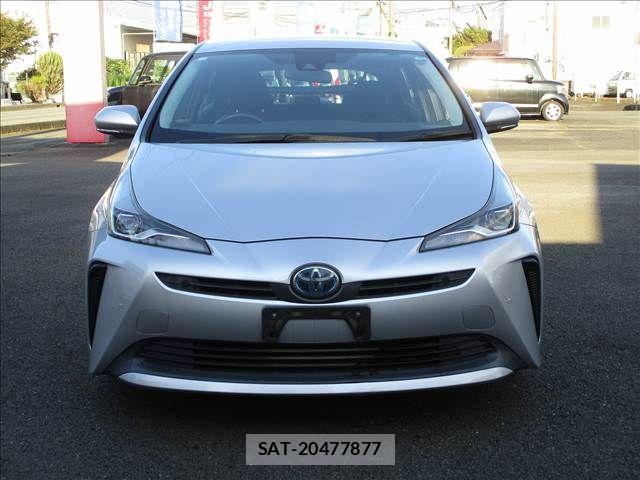Toyota PRIUS 2019-03 8131935-1