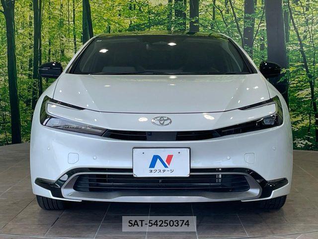 Toyota PRIUS 2023-05 8131919-13