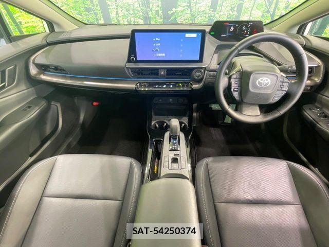 Toyota PRIUS 2023-05 8131919-1