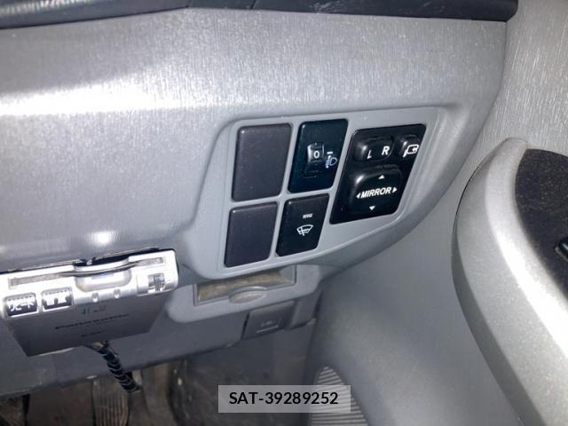 Toyota PRIUS 2009-11 8131964-13