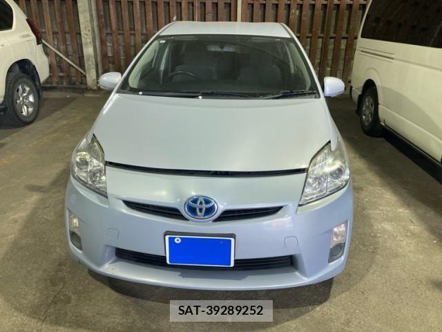 Toyota PRIUS 2009-11 8131964-1