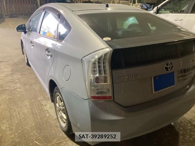 Toyota PRIUS 2009-11 8131964-6