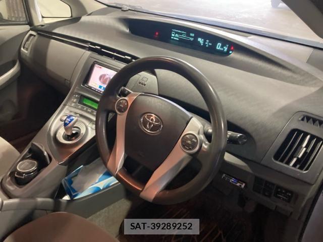 Toyota PRIUS 2009-11 8131964-7