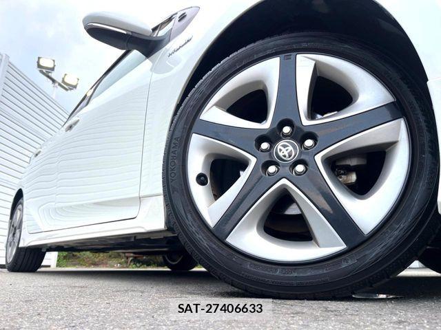 Toyota PRIUS 2020-01 8131929-12