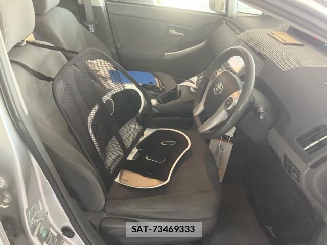 Toyota PRIUS 2009-07 8131960-12
