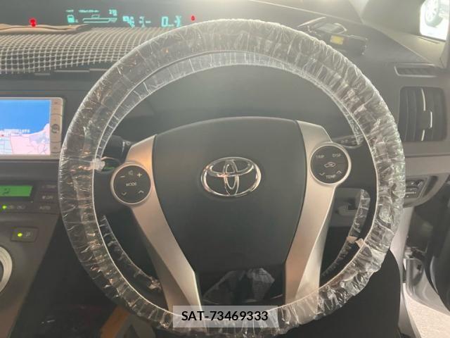 Toyota PRIUS 2009-07 8131960-17
