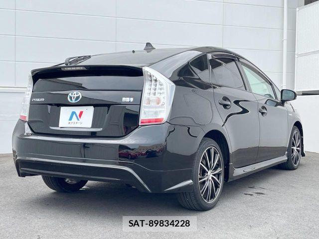 Toyota PRIUS 2009-06 8131947-15