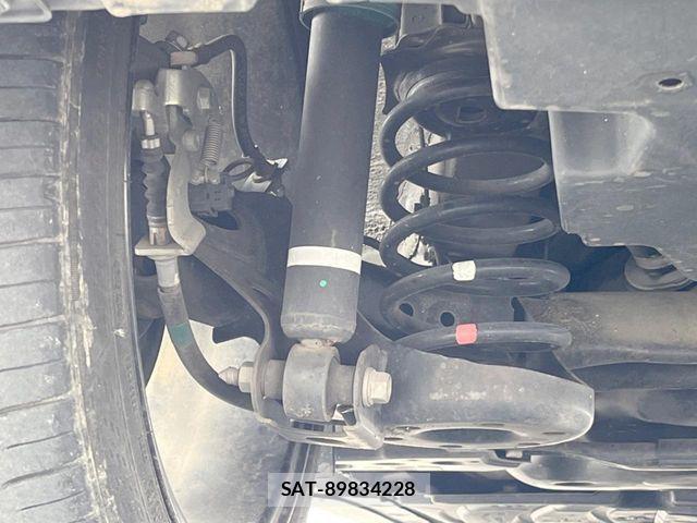Toyota PRIUS 2009-06 8131947-18