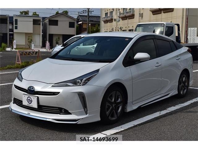 Toyota PRIUS 2022-04 8131927-0