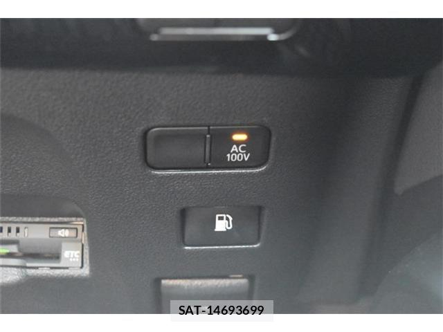 Toyota PRIUS 2022-04 8131927-16